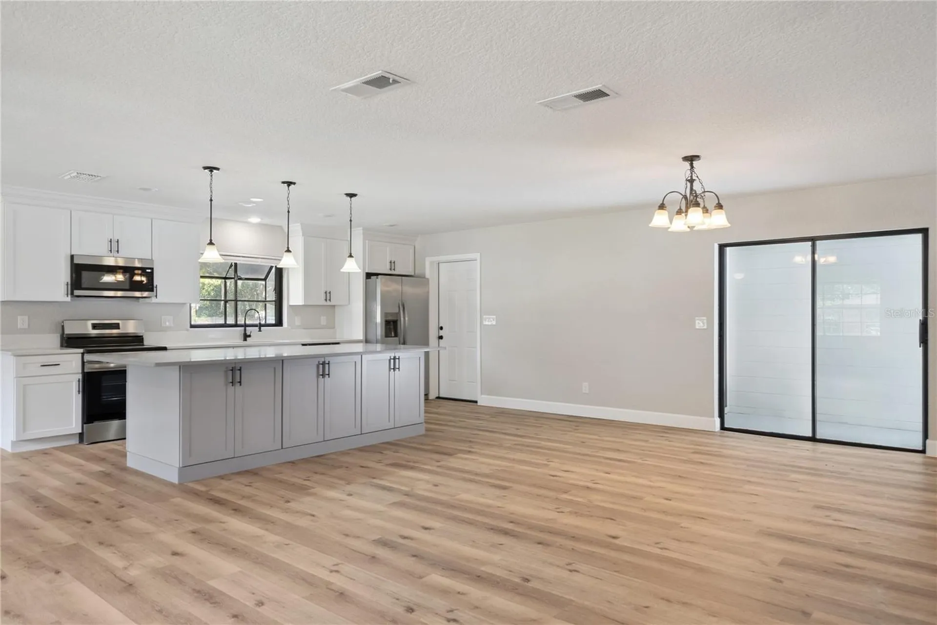 601 E Citrus Street Altamonte Springs FL 32701