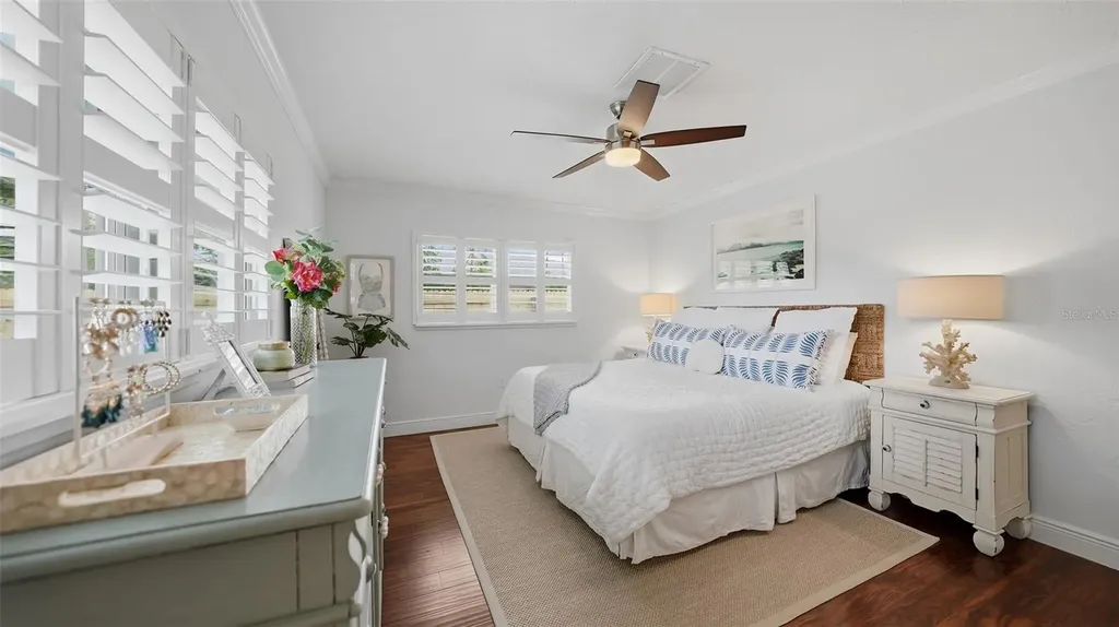 2561 Sunnyside Street Sarasota FL 34239