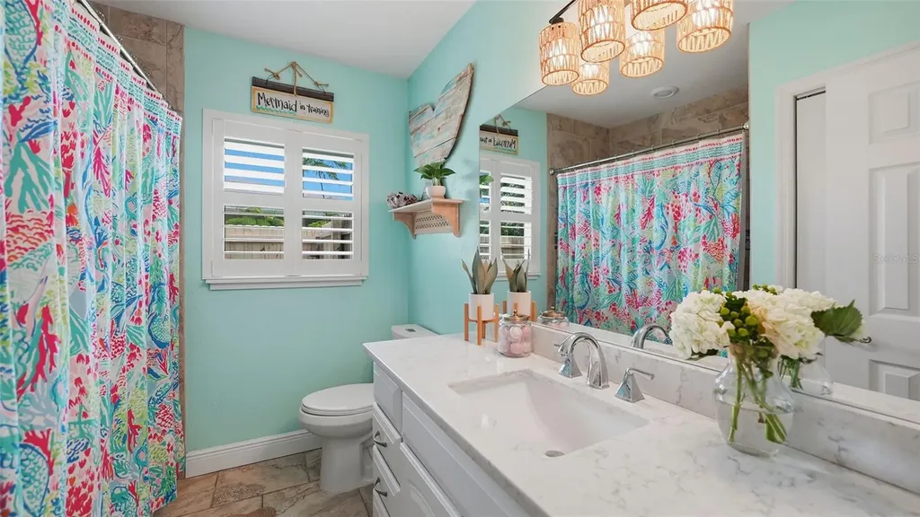 2561 Sunnyside Street Sarasota FL 34239