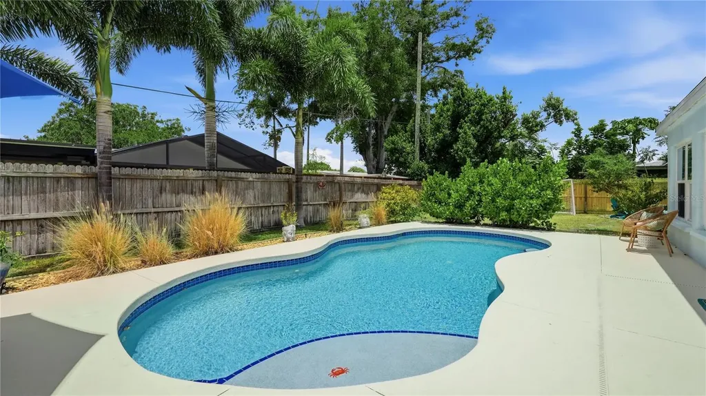 2561 Sunnyside Street Sarasota FL 34239