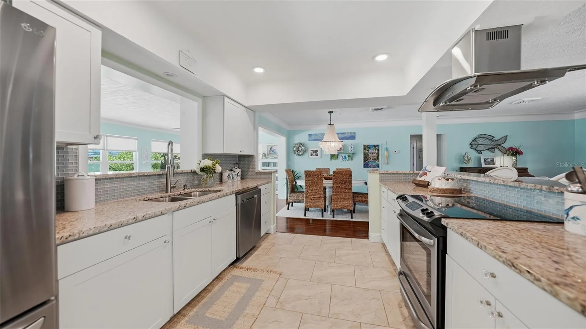 2561 Sunnyside Street Sarasota FL 34239