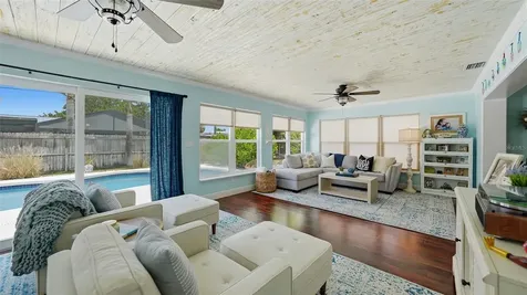 2561 Sunnyside Street Sarasota FL 34239