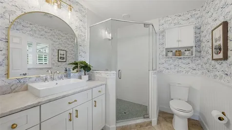 2561 Sunnyside Street Sarasota FL 34239