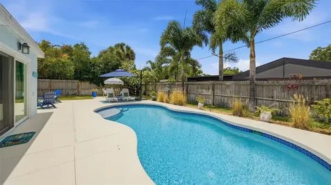 2561 Sunnyside Street Sarasota FL 34239