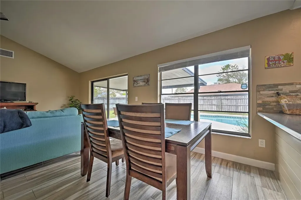 5120 Nashville Drive Tampa FL 33624