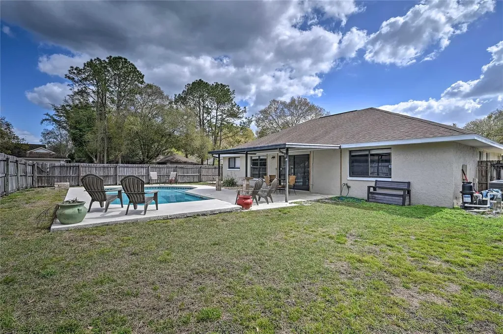 5120 Nashville Drive Tampa FL 33624