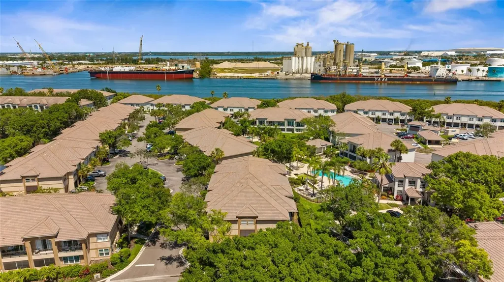 603 Arbor Lake Lane Tampa FL 33602
