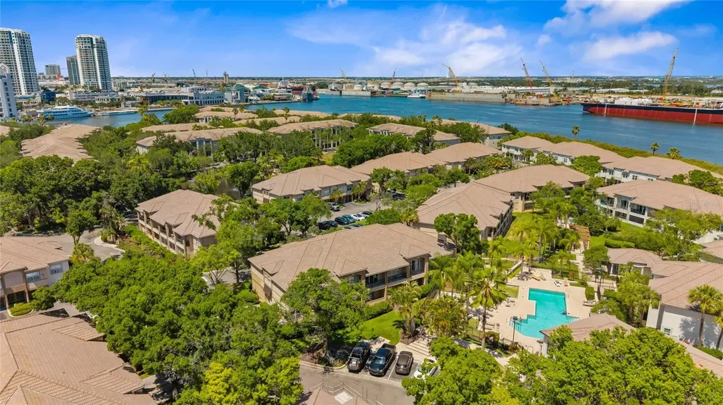 603 Arbor Lake Lane Tampa FL 33602