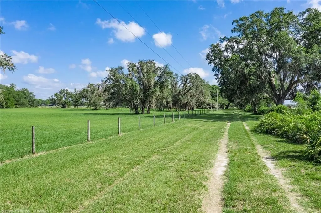 203 Boyer Street Venus FL 33960