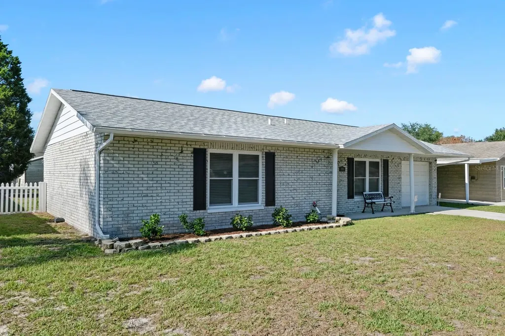 11403 Fillmore Avenue Seffner FL 33584
