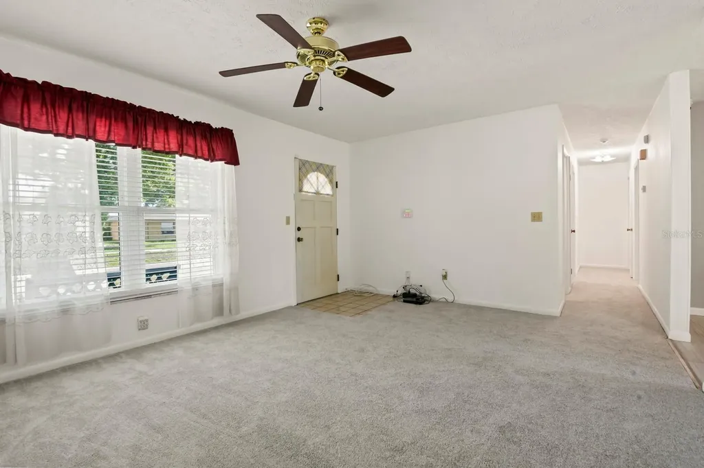 11403 Fillmore Avenue Seffner FL 33584