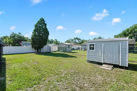 11403 Fillmore Avenue Seffner FL 33584