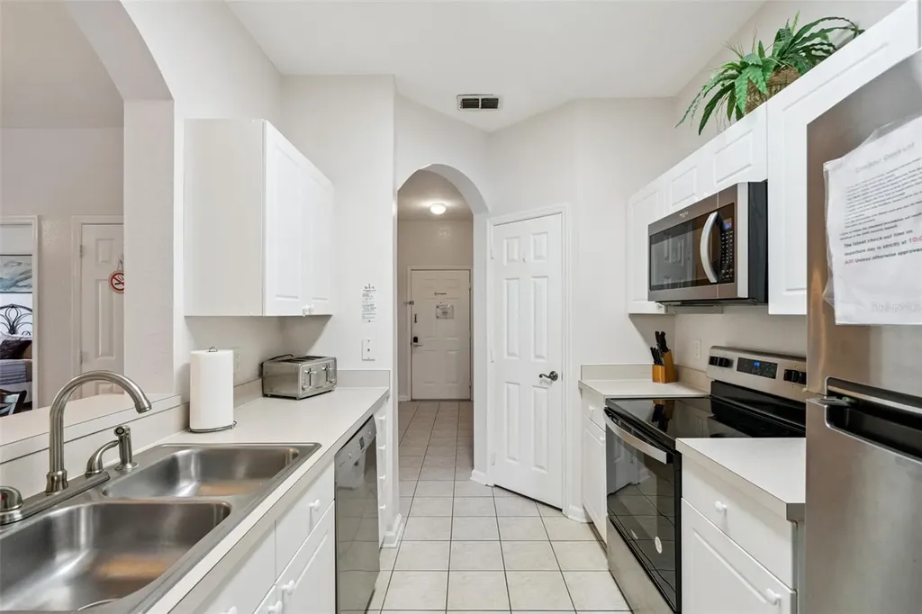 2304 Silver Palm Drive Kissimmee FL 34747