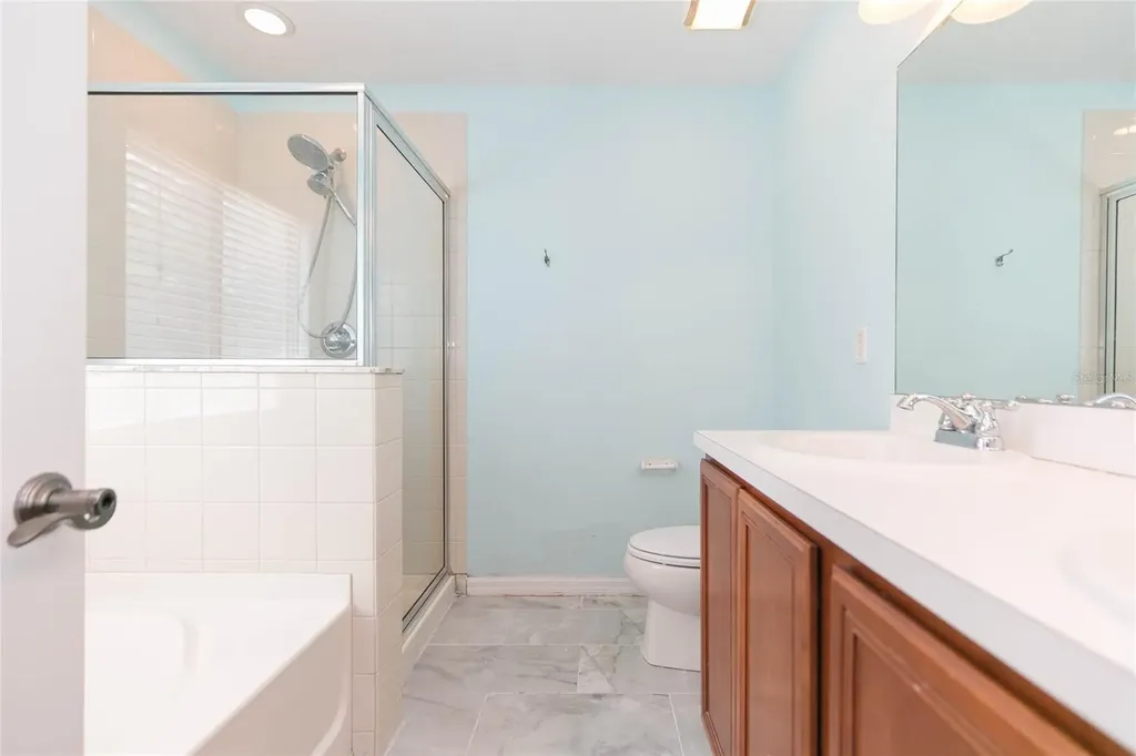 3152 Royal Tuscan Lane Valrico FL 33594