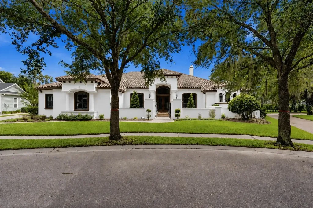 16303 Dunlindale Drive Lithia FL 33547