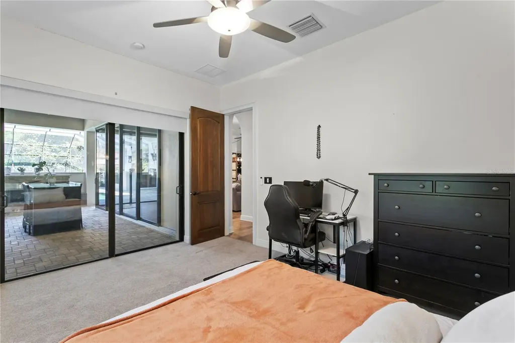 16303 Dunlindale Drive Lithia FL 33547
