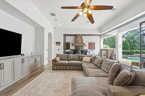 16303 Dunlindale Drive Lithia FL 33547