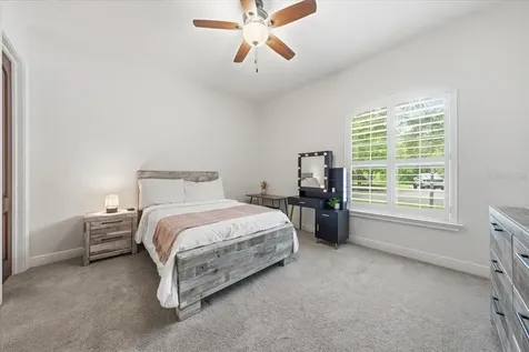 16303 Dunlindale Drive Lithia FL 33547