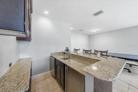 16303 Dunlindale Drive Lithia FL 33547