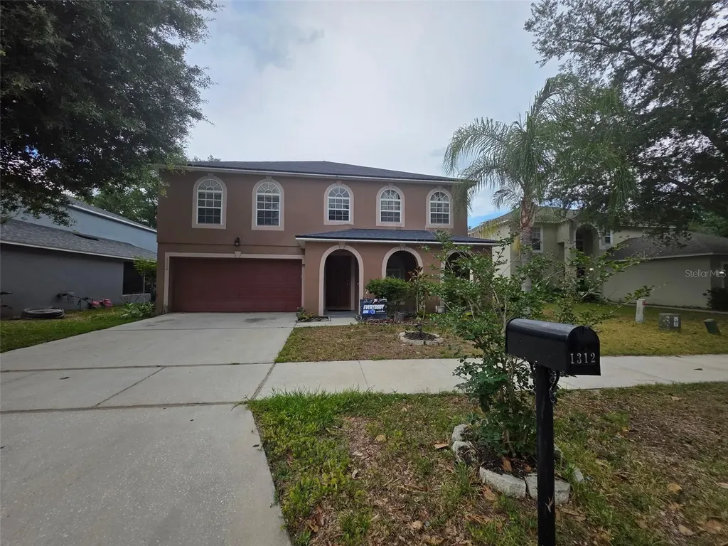 1312 Hawks Nest Avenue Groveland FL 34736
