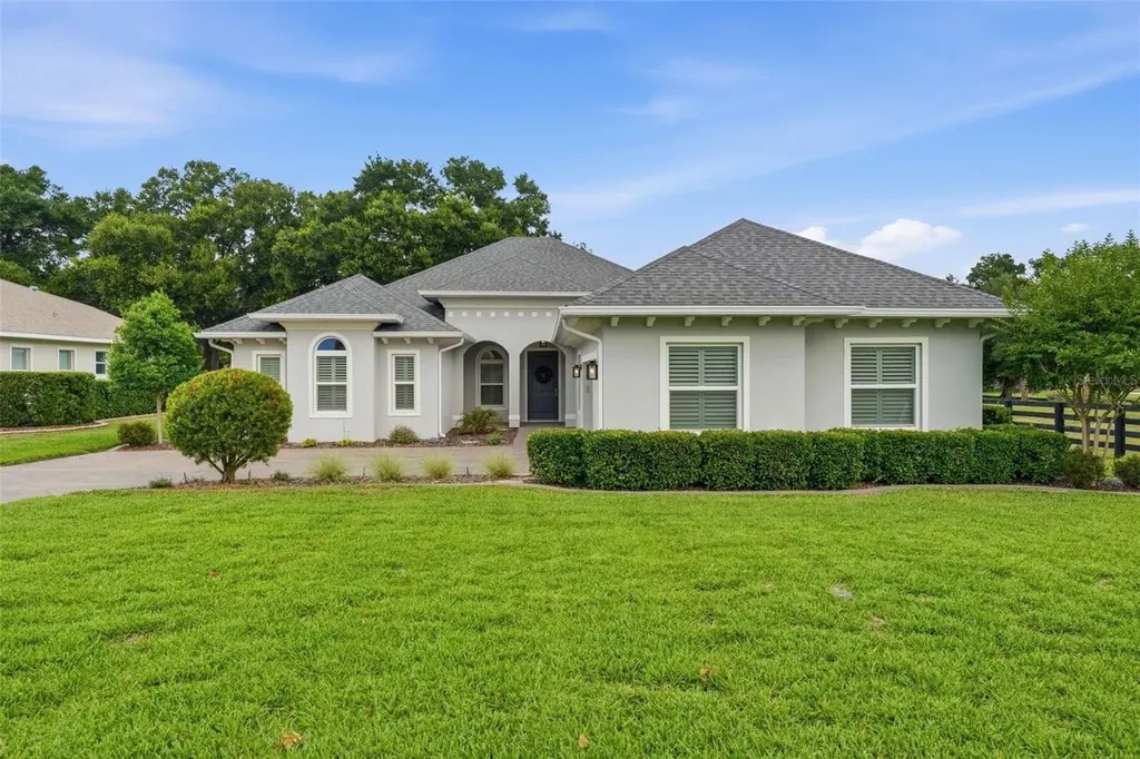 5066 Greens Drive Lady Lake FL 32159