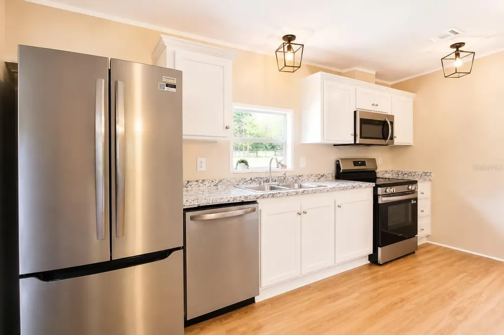 21313 NW 56th Place Newberry FL 32669