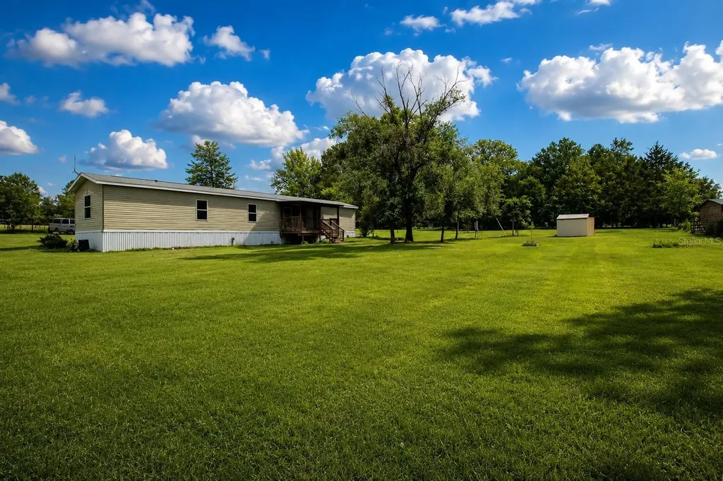 21313 NW 56th Place Newberry FL 32669