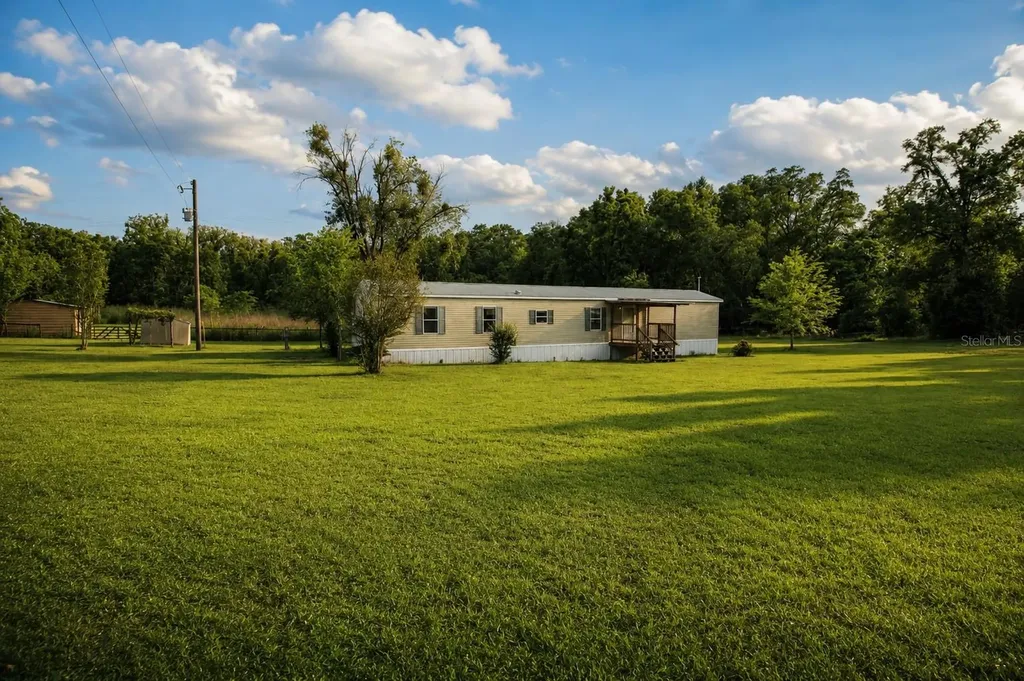 21313 NW 56th Place Newberry FL 32669