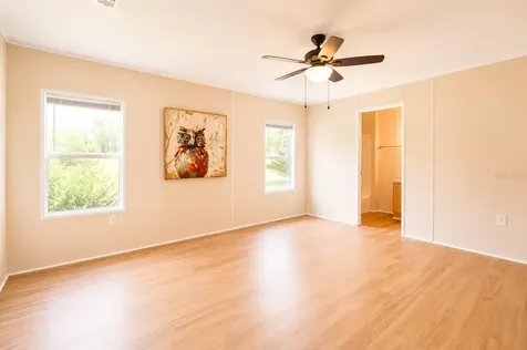 21313 NW 56th Place Newberry FL 32669
