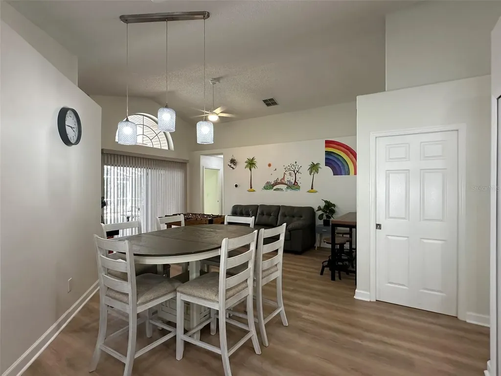 1009 Lake Davenport Boulevard Davenport FL 33897