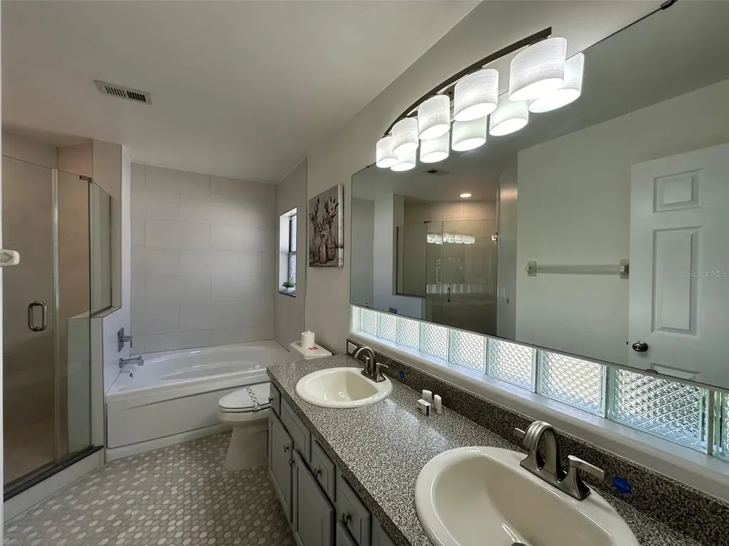 1009 Lake Davenport Boulevard Davenport FL 33897