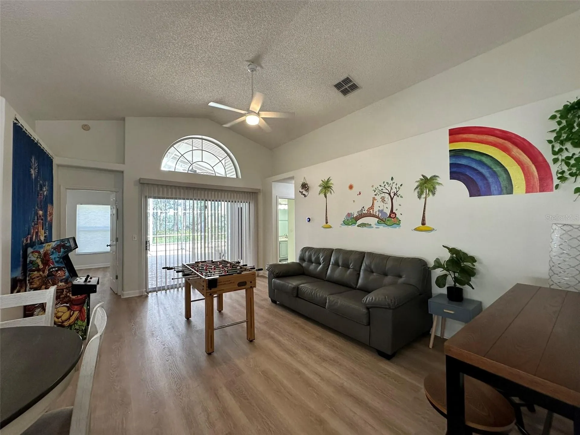 1009 Lake Davenport Boulevard Davenport FL 33897