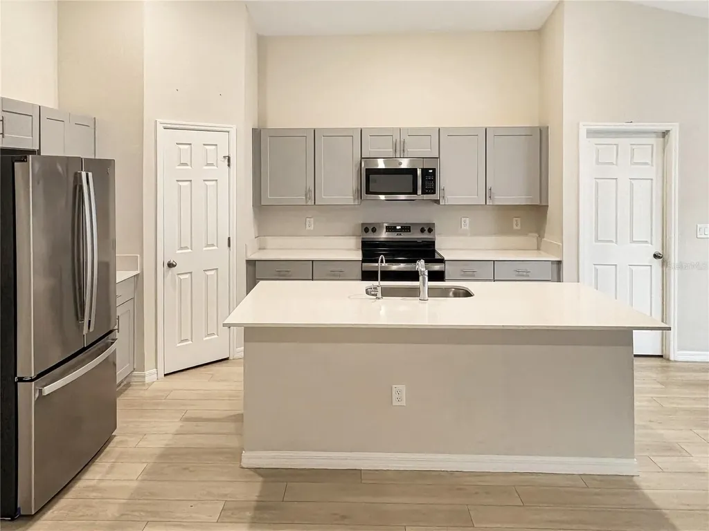 2279 Canyon Oak Drive Davenport FL 33837