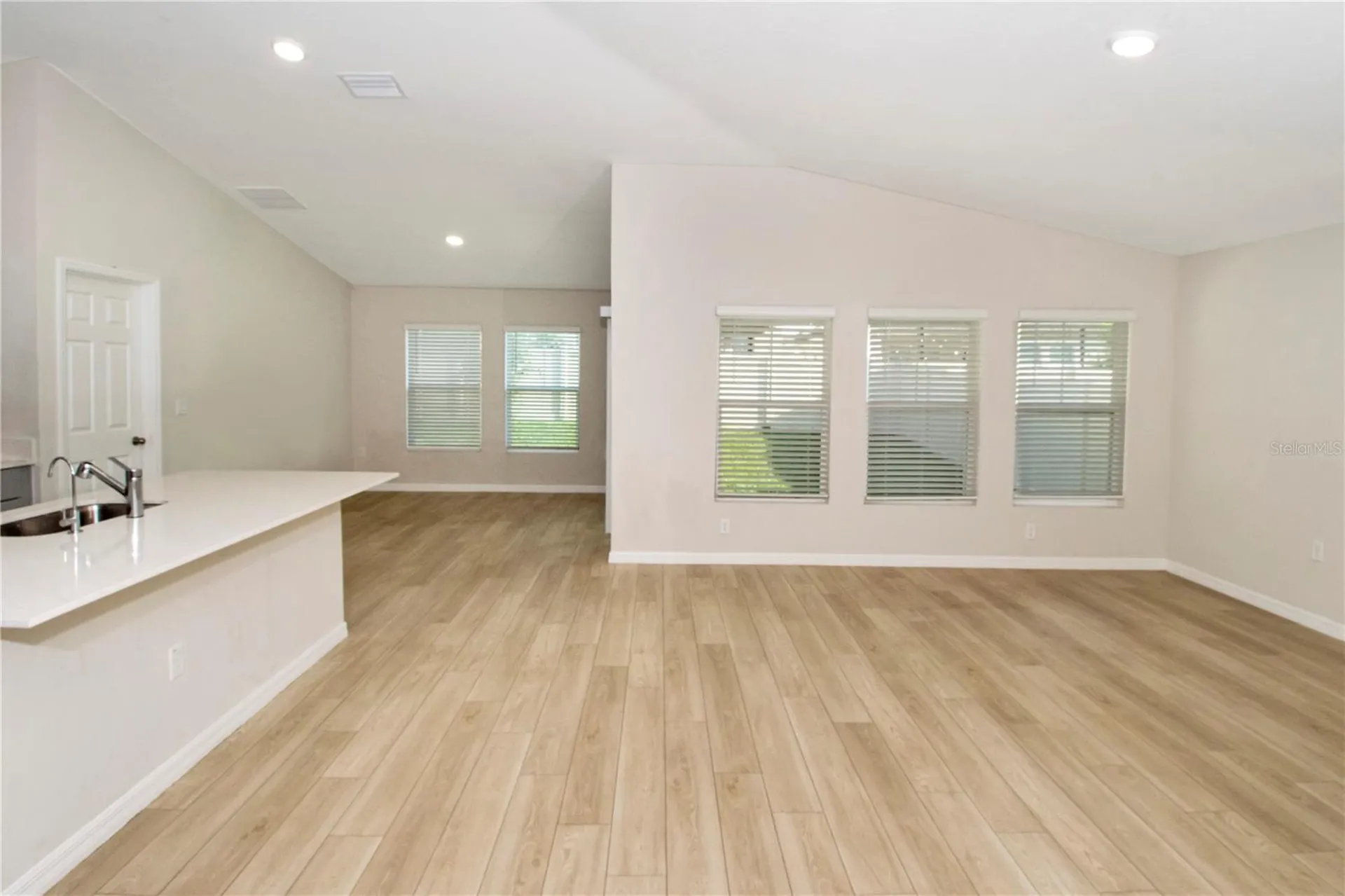 2279 Canyon Oak Drive Davenport FL 33837