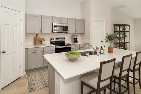 2279 Canyon Oak Drive Davenport FL 33837