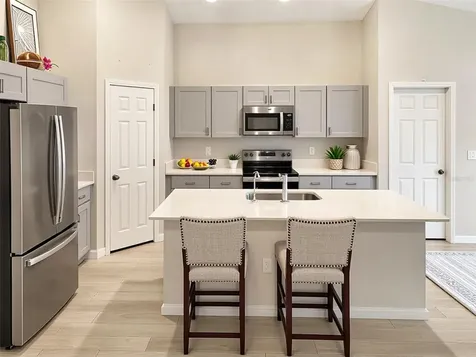 2279 Canyon Oak Drive Davenport FL 33837