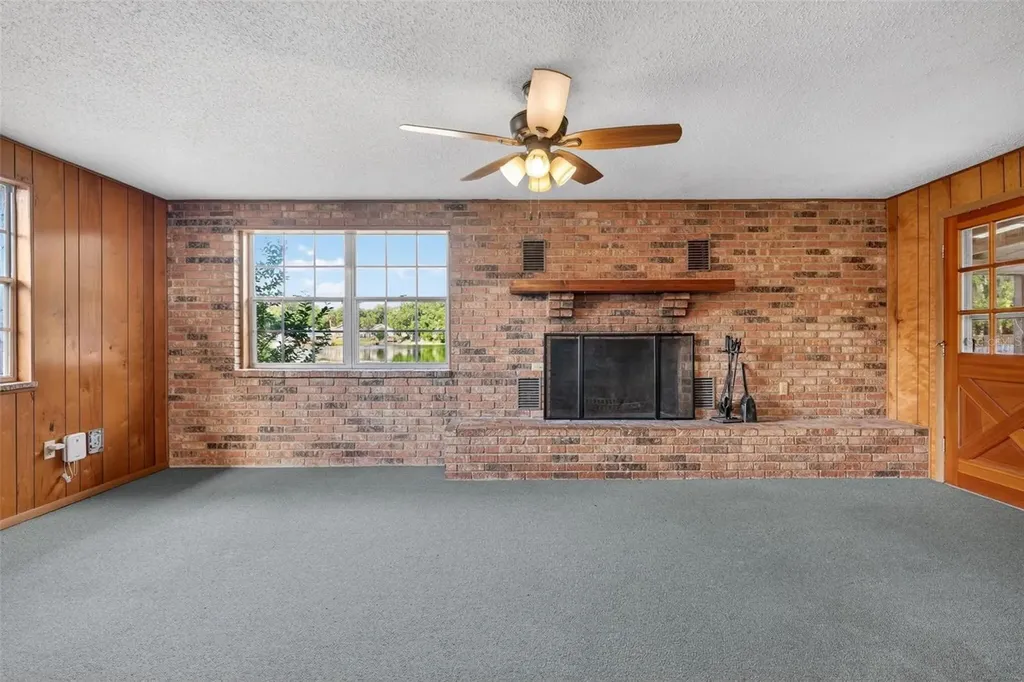 710 Twin Oaks Lane Eustis FL 32726