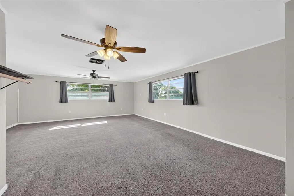 710 Twin Oaks Lane Eustis FL 32726