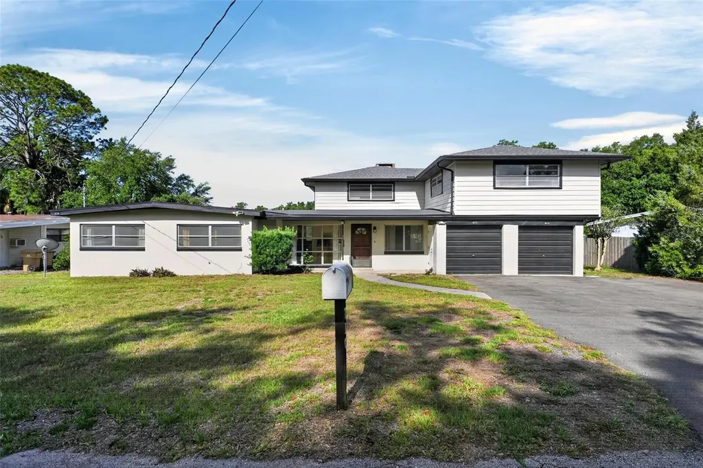 710 Twin Oaks Lane Eustis FL 32726