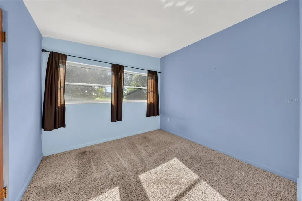 710 Twin Oaks Lane Eustis FL 32726