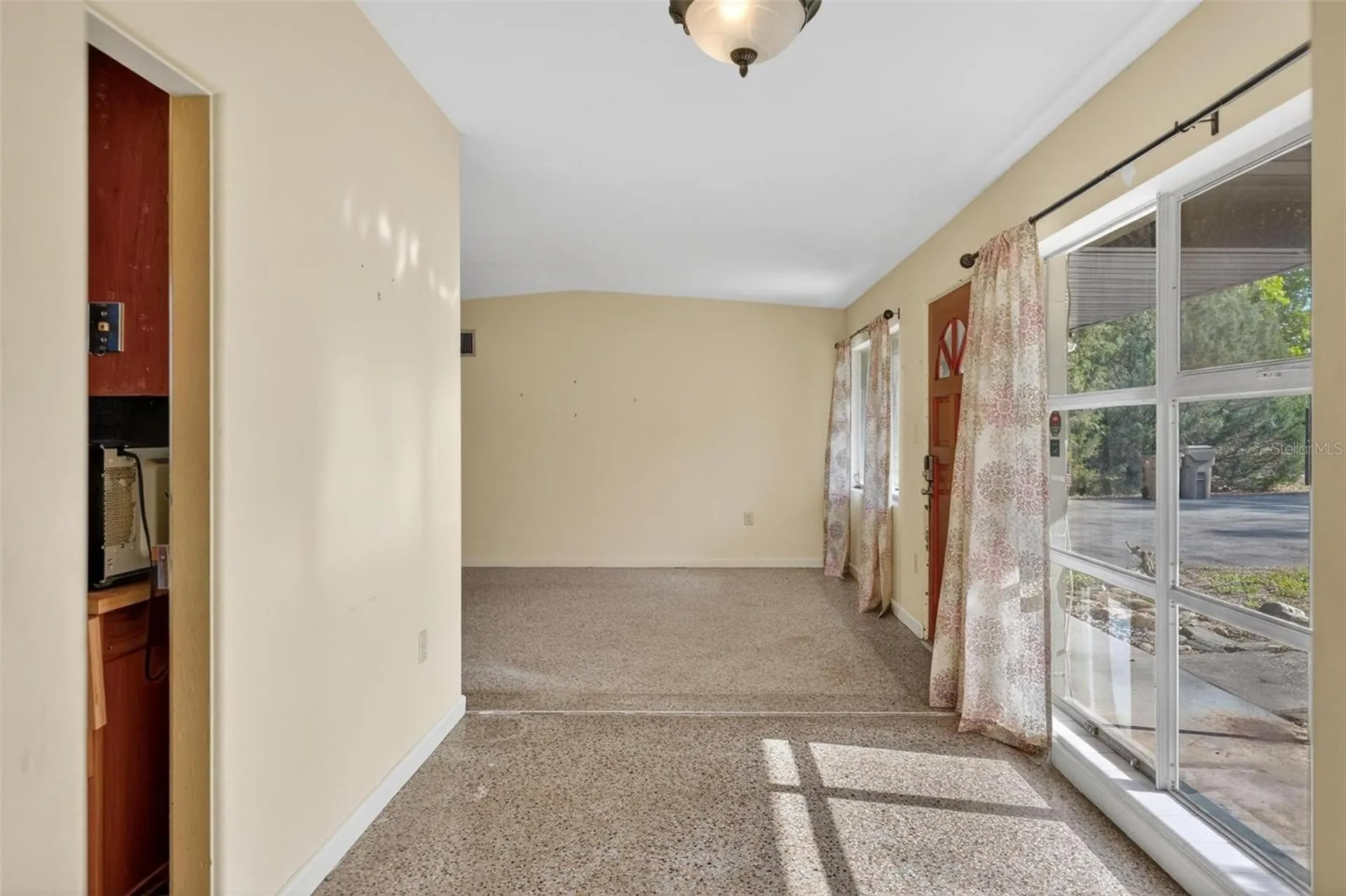 710 Twin Oaks Lane Eustis FL 32726