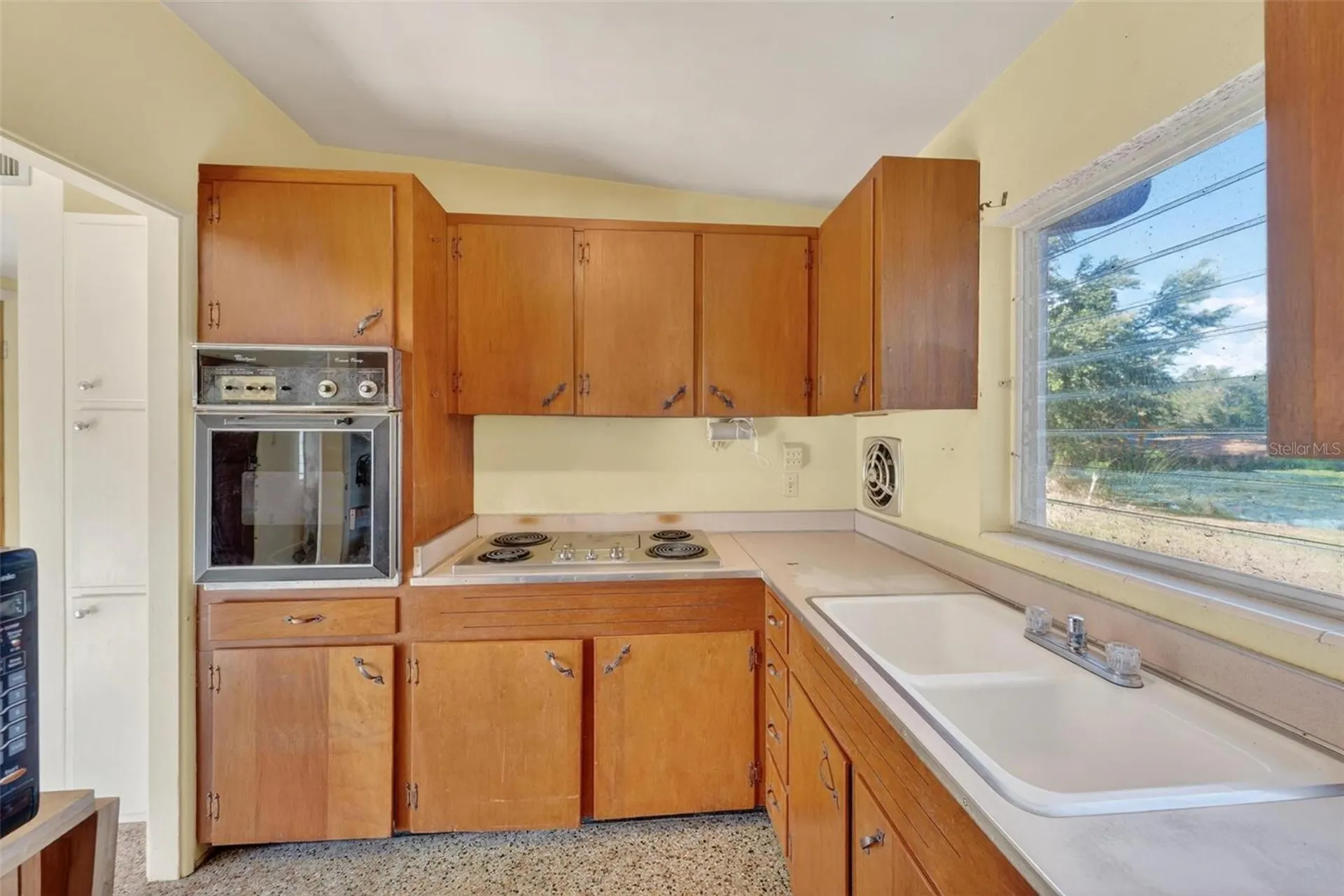 710 Twin Oaks Lane Eustis FL 32726