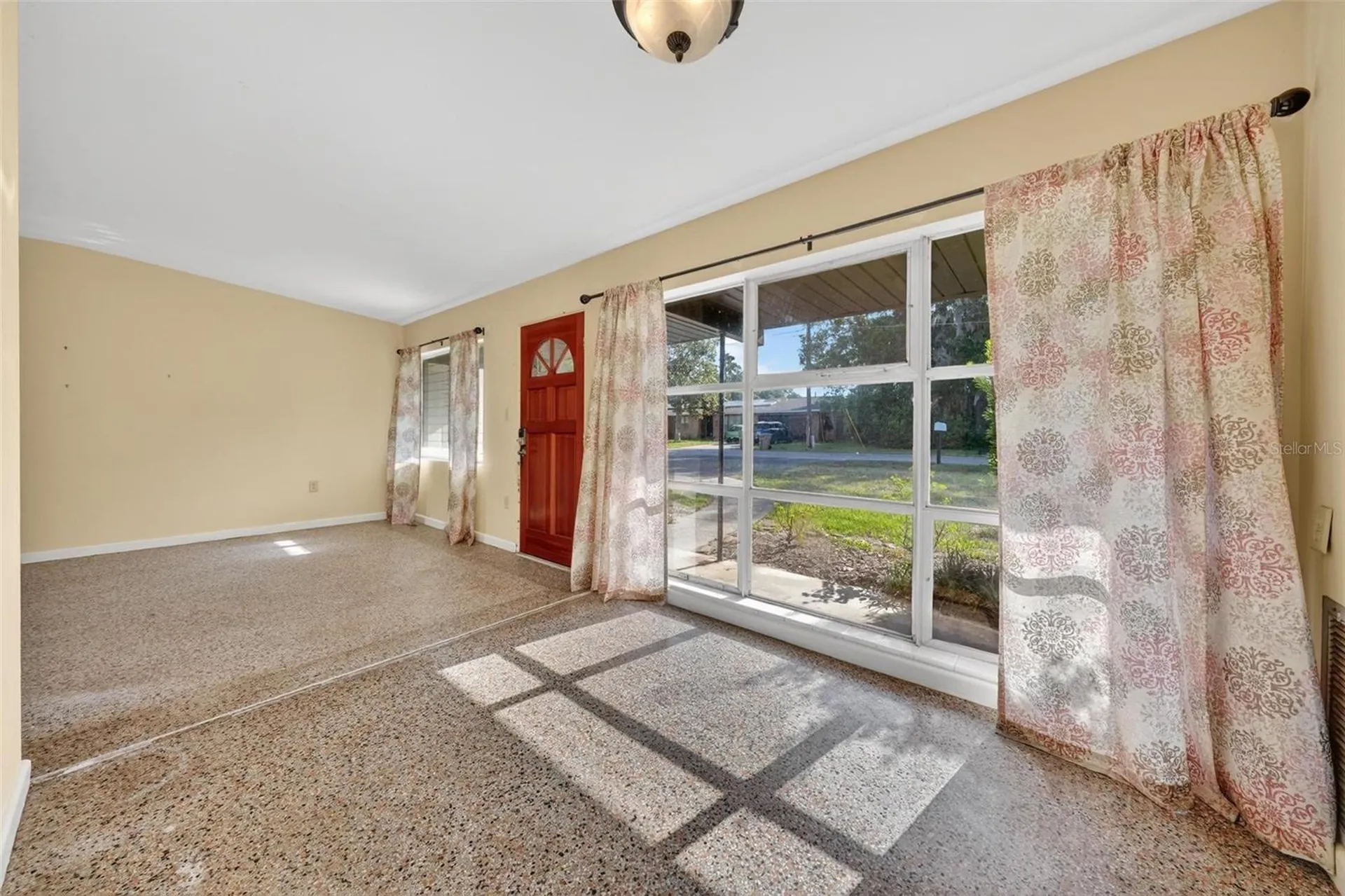710 Twin Oaks Lane Eustis FL 32726
