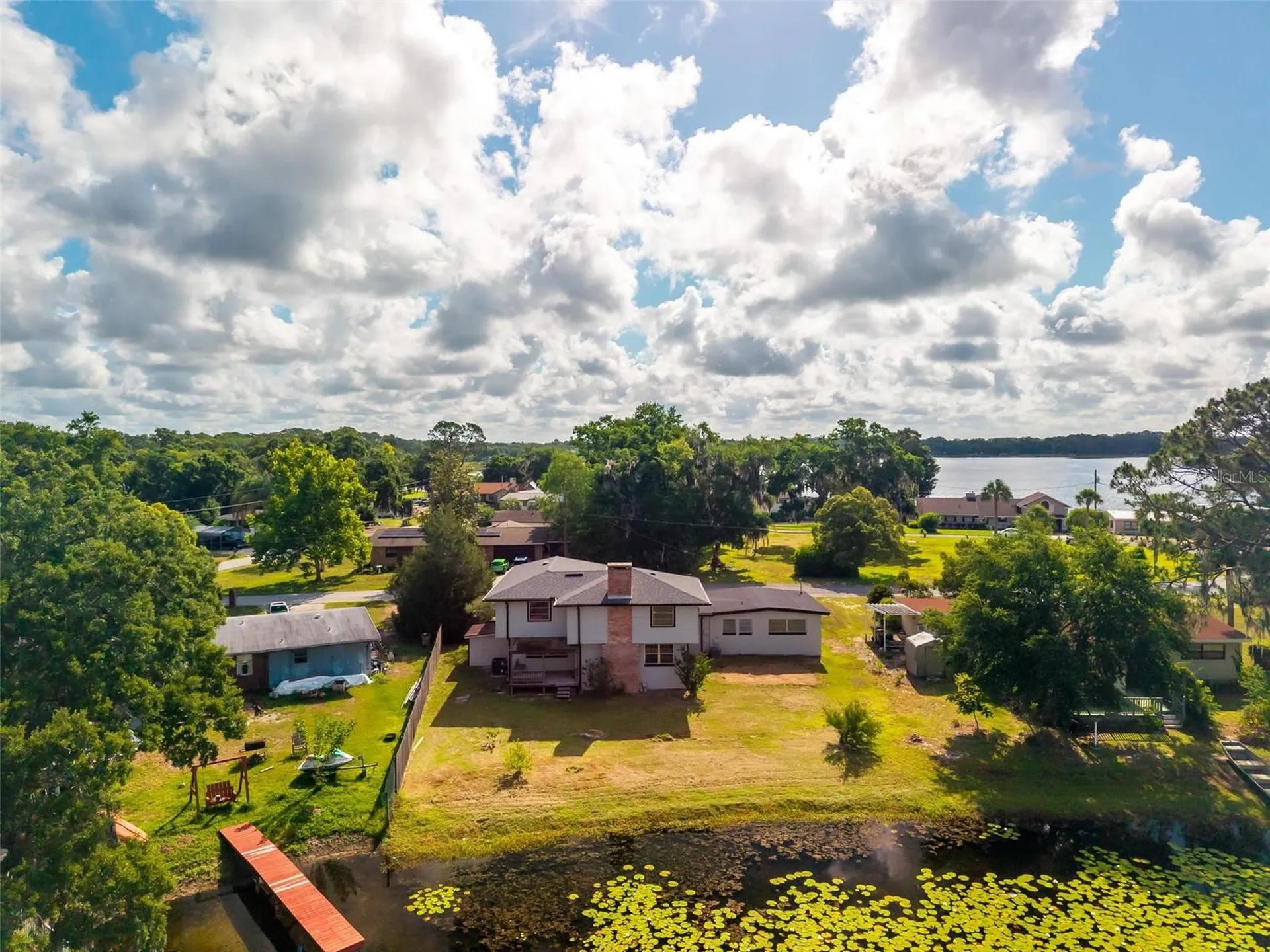 710 Twin Oaks Lane Eustis FL 32726