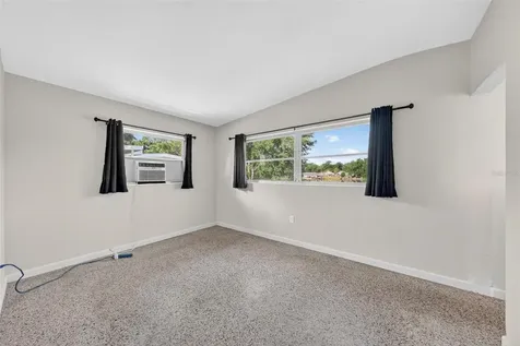 710 Twin Oaks Lane Eustis FL 32726