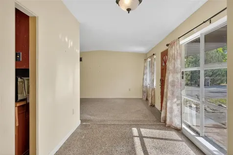 710 Twin Oaks Lane Eustis FL 32726