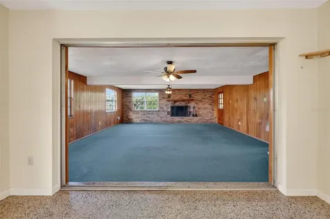 710 Twin Oaks Lane Eustis FL 32726