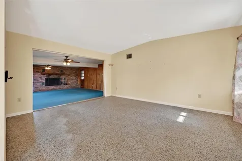 710 Twin Oaks Lane Eustis FL 32726