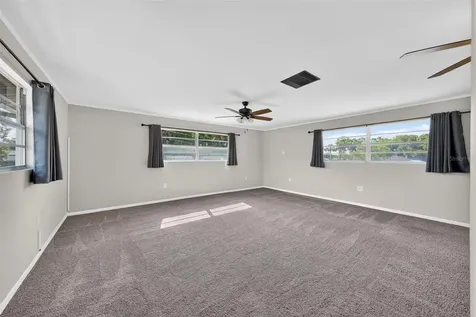 710 Twin Oaks Lane Eustis FL 32726
