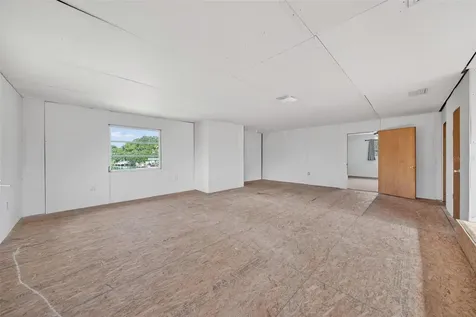 710 Twin Oaks Lane Eustis FL 32726